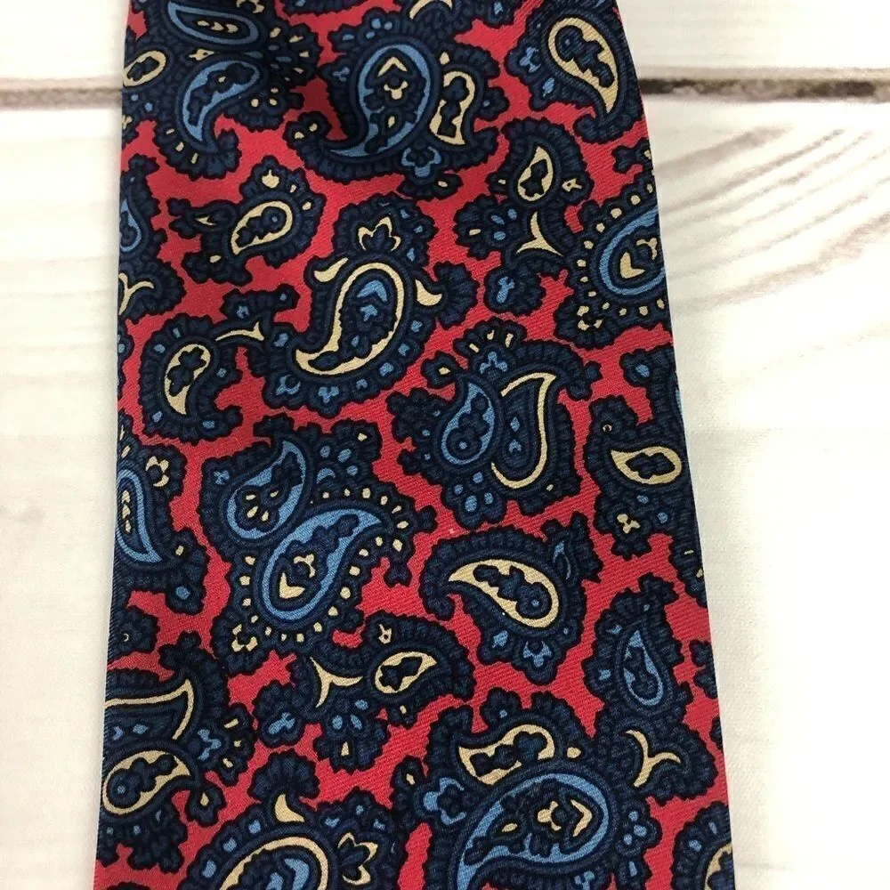Country Squire Paisley Necktie